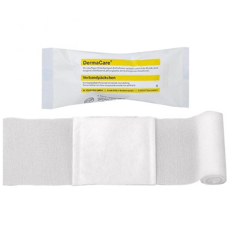 Verbandpäckchen, weißes Verbandsmaterial mit Verpackung. Aufschrift: DermaCare, Verbandpäckchen.