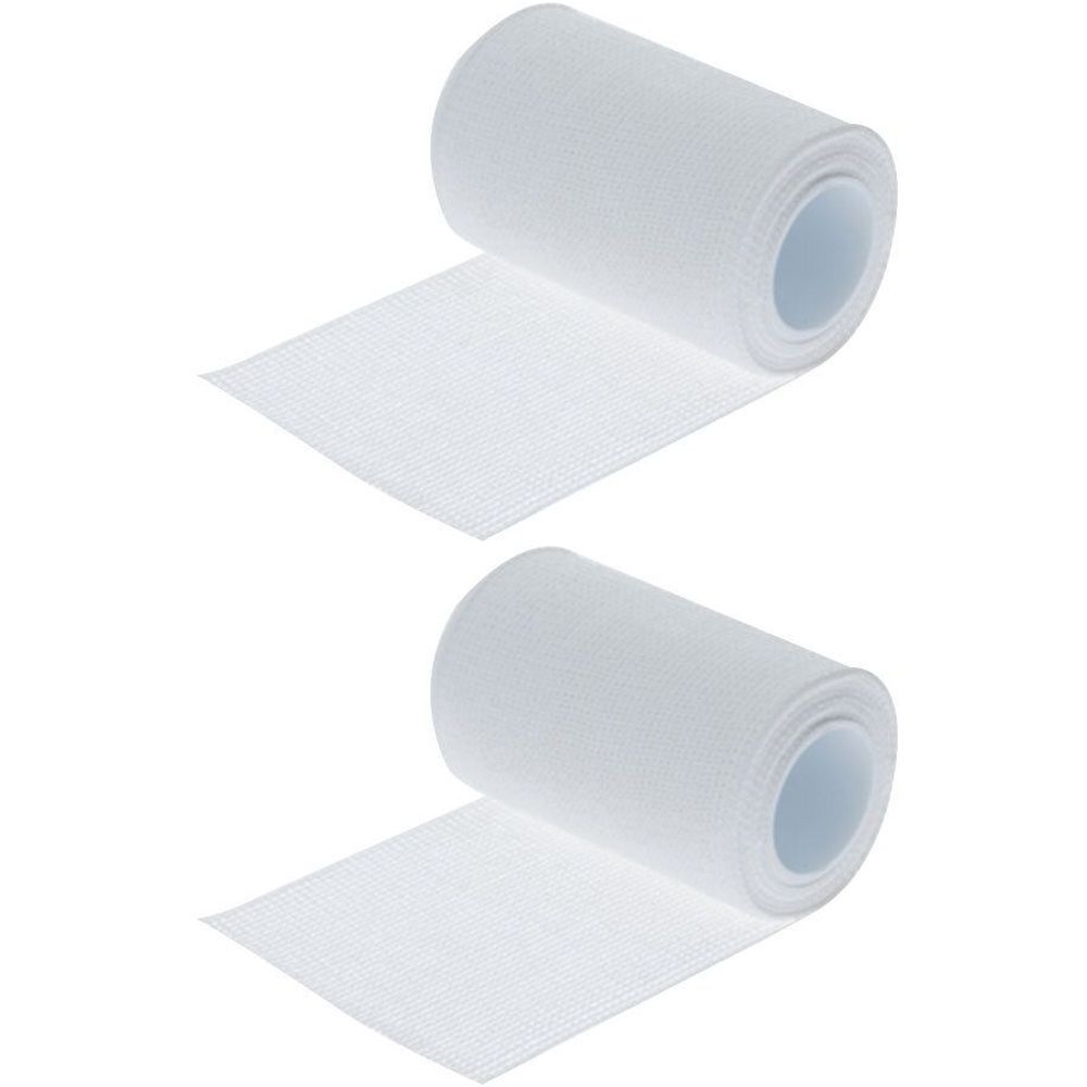 Zwei Rollen weißes Verbandsmaterial. Jede Rolle hat einen Kern und ein abgewickeltes Ende. Gewebte Textur.