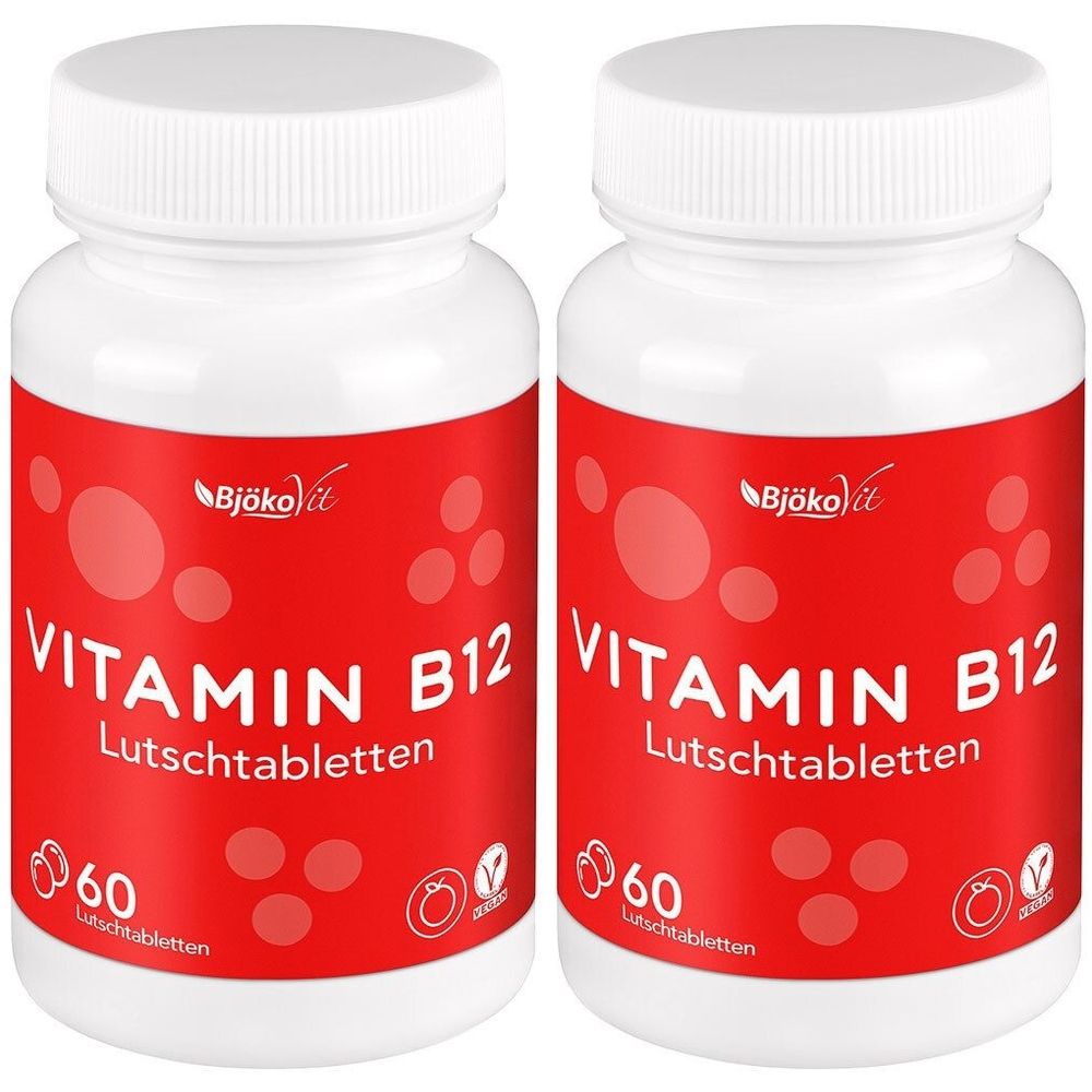 Zwei weiße Flaschen mit rotem Etikett. Aufschrift: Vitamin B12 Lutschtabletten. Marke: BjökoVit. Mit 60 Tabletten und Vegan-Siegel.