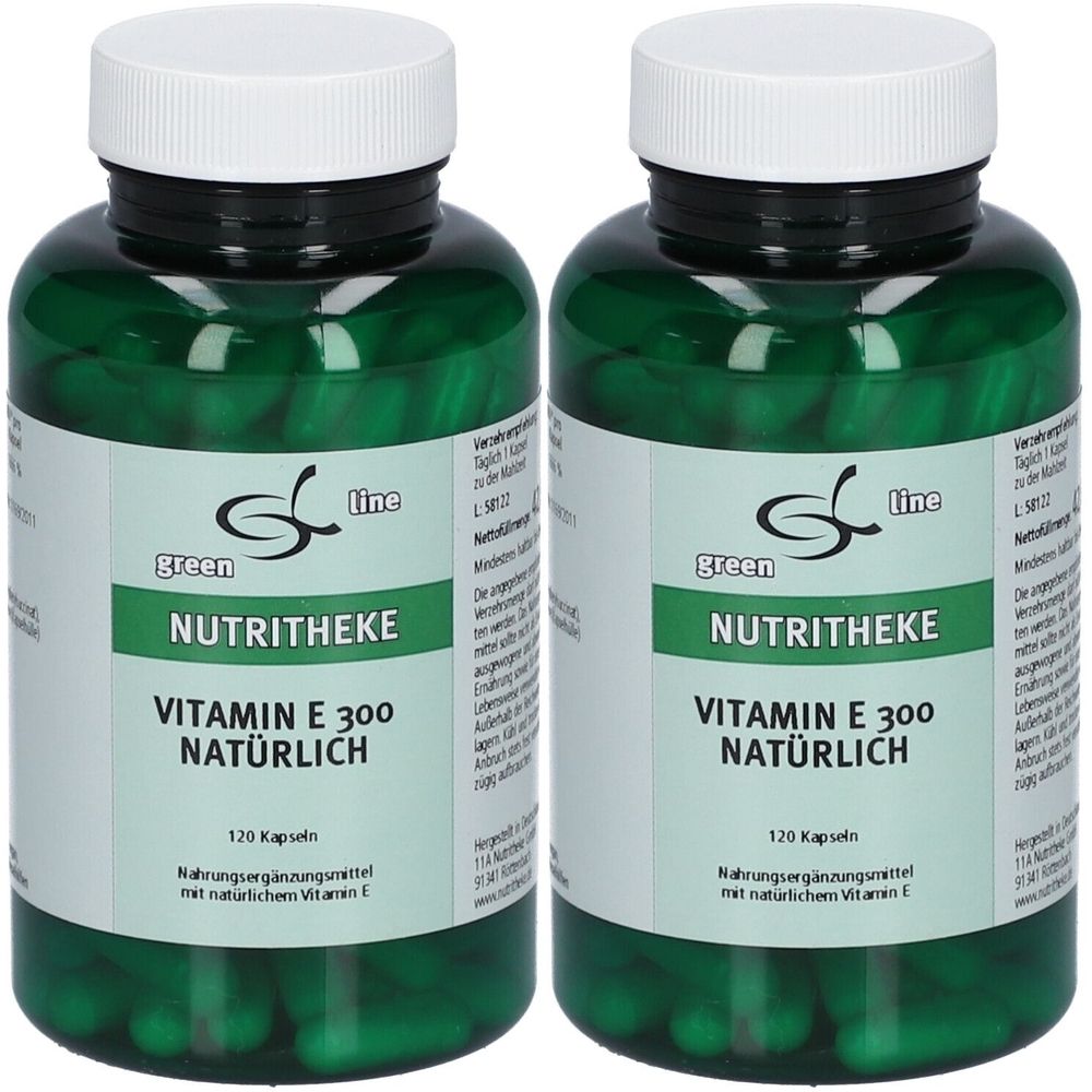 Zwei grüne Flaschen mit weißen Deckeln. Auf den Etiketten steht "green line NUTRITHEKE Vitamin E 300 natürlich". Jede Flasche enthält 120 Kapseln.