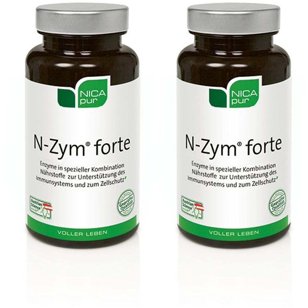 Zwei Flaschen N-Zym forte. Braune Flaschen mit silbernen Deckeln und weißen Etiketten. Aufschrift: NICA pur, N-Zym forte, VOLLER LEBEN.