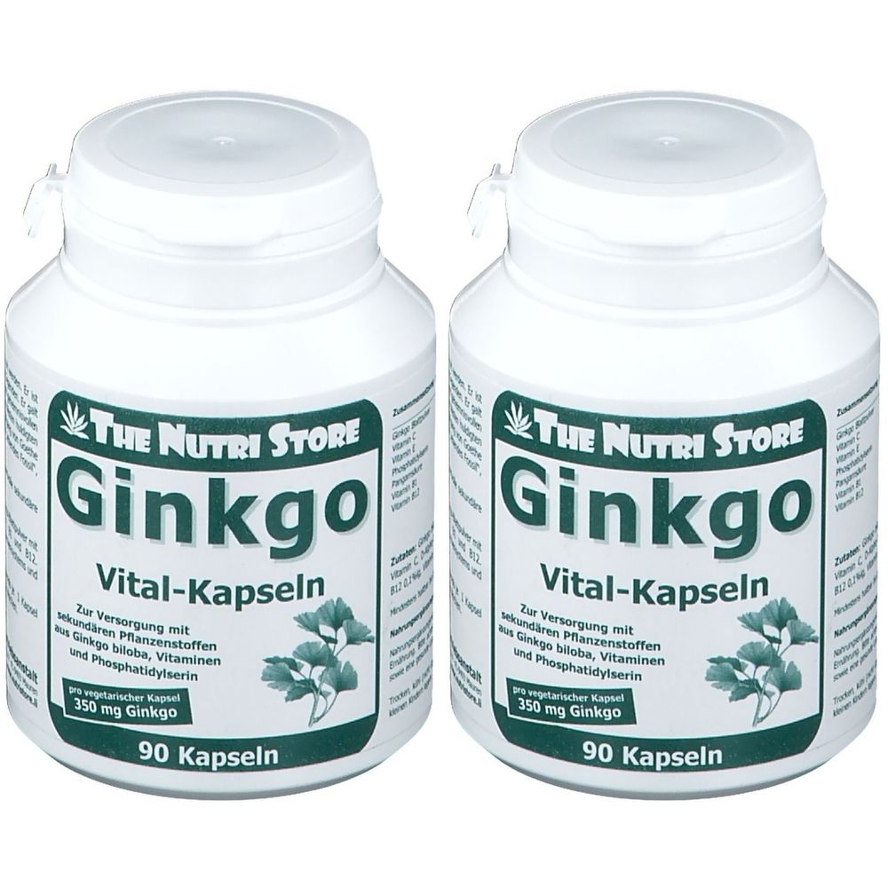 Zwei weiße Flaschen mit Etiketten. Aufschrift: Ginkgo Vital-Kapseln. Marke: The Nutri Store. 90 Kapseln.