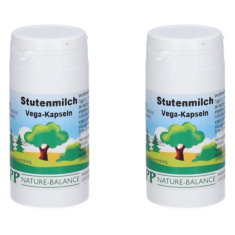 Zwei weiße Flaschen mit Deckel. Aufschrift: Stutenmilch Vega-Kapseln. Darunter ein Bild von Bäumen und Büschen. Marke: Nature-Balance.