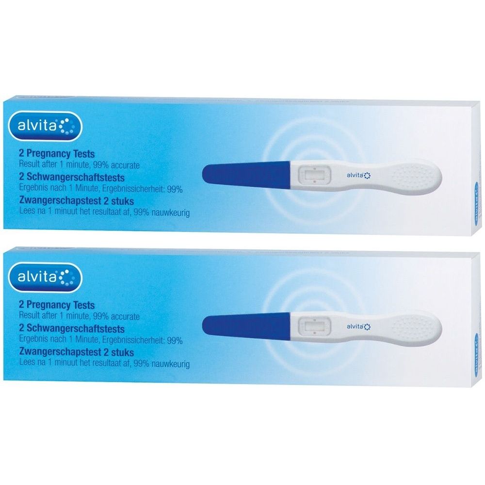 Zwei Packungen Schwangerschaftstests. Blaue und weiße Teststreifen mit blauem Griff. Verpackung mit Produktnamen und Text.