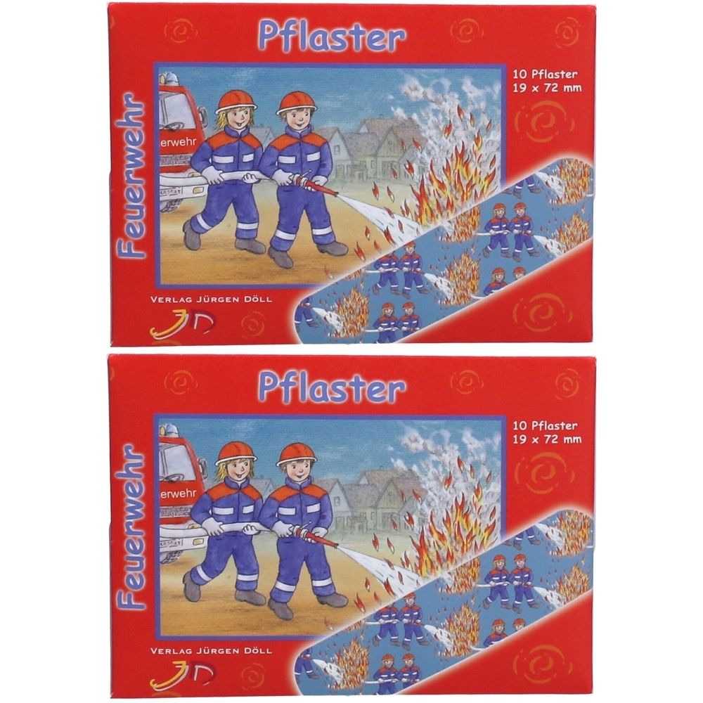 Zwei Packungen Kinderpflaster. Rote Verpackung mit Feuerwehr-Motiv. Aufschrift: Pflaster, 10 Stück, 19 x 72 mm. Abbildung von Feuerwehrleuten.