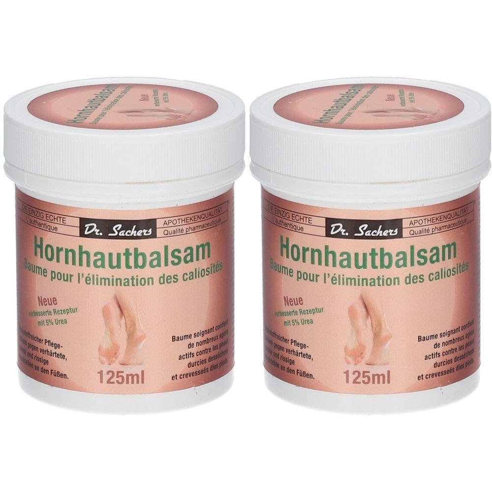 Zwei weiße Tiegel mit Deckel. Aufschrift: Hornhautbalsam, 125ml. Marke: Dr. Sachers. Produkt für die Füße.