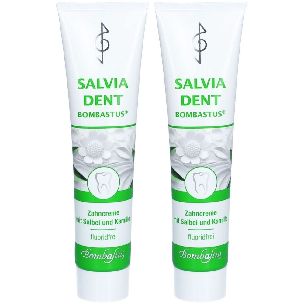 Zwei Tuben Zahnpasta. Aufschrift: SALVIA DENT BOMBASTUS. Mit Salbei und Kamille. Fluoridfrei. Marke Bombastus. Weiße Tuben mit grüner Schrift.