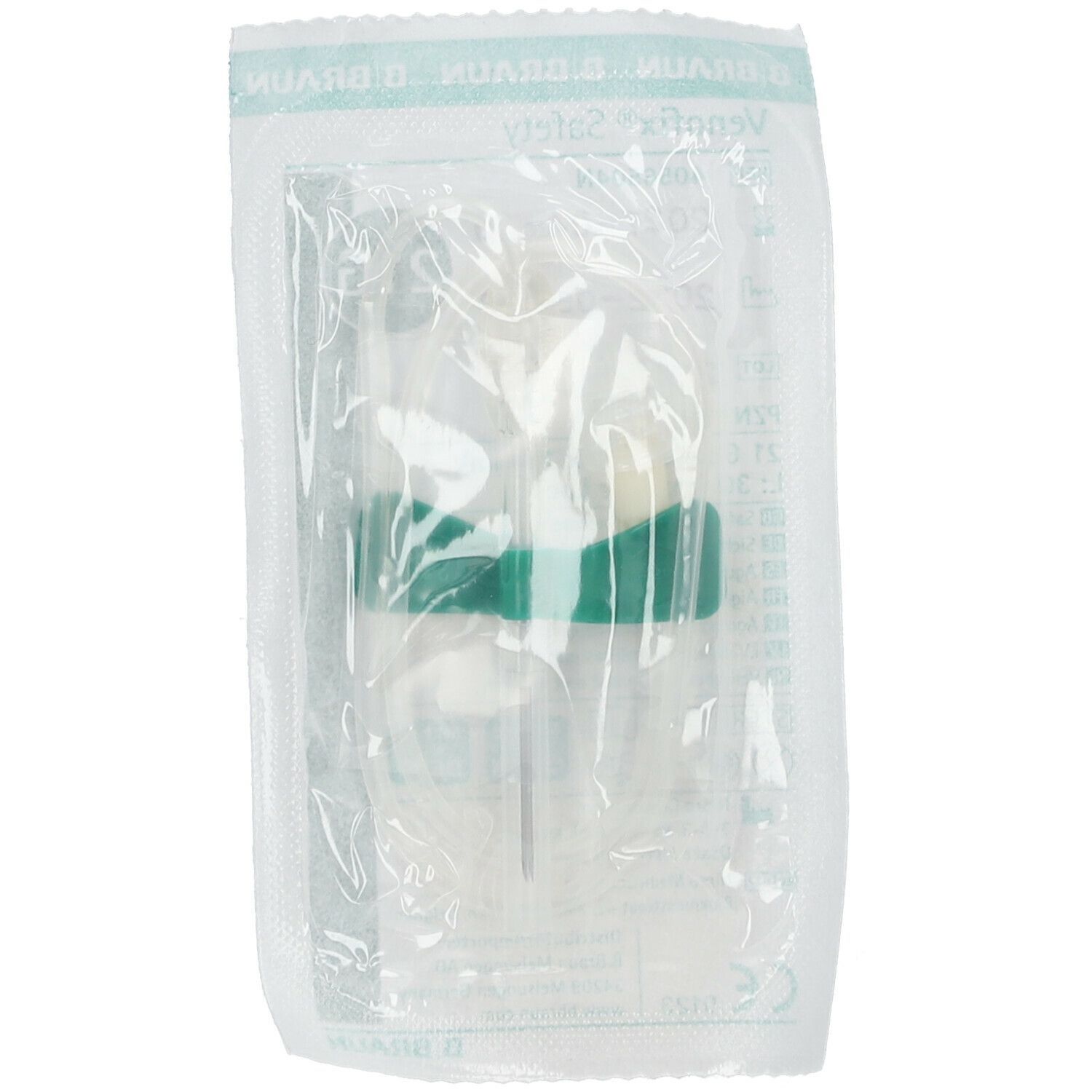 Verpackte medizinische Nadel. Grüne Halterung, transparente Verpackung. Sichtbare Beschriftung.