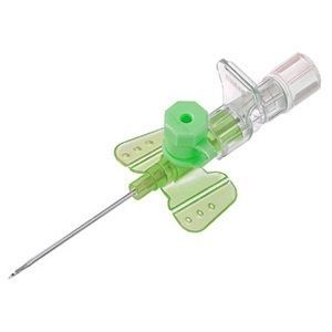 Grüne Braunüle mit weißem Ring. Durchsichtiger Katheter, grüne Flügel und Verschluss. Metallnadel sichtbar.