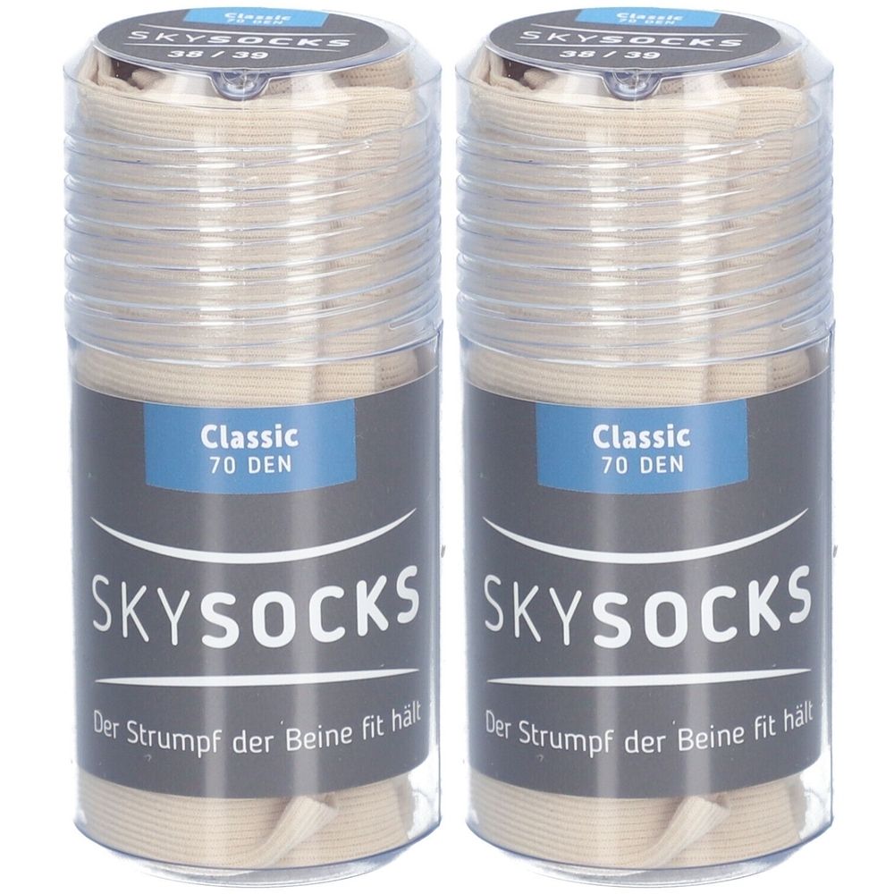 Zwei zylindrische Behälter mit Strümpfen. Auf den Etiketten steht: SKYSOCKS Classic 70 DEN. Größe 38/39. Sandfarbene Strümpfe.