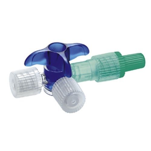 Dreifachhahn aus transparentem Kunststoff mit blauem Drehgriff und grüner Spitze. Zwei seitliche Anschlüsse mit weißen Kappen.