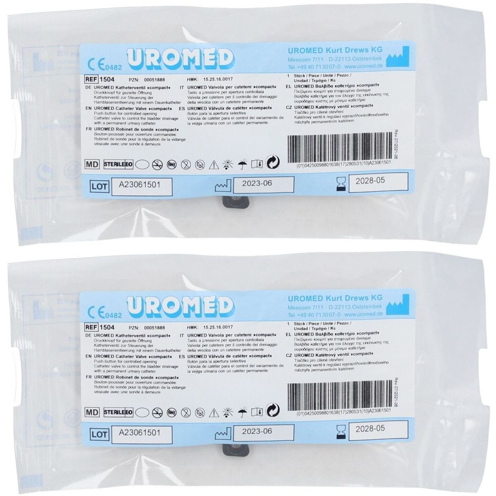 Zwei sterile Verpackungen mit UROMED Katheterventil Compact. Aufdrucke mit Produktinformationen und Haltbarkeitsdatum.