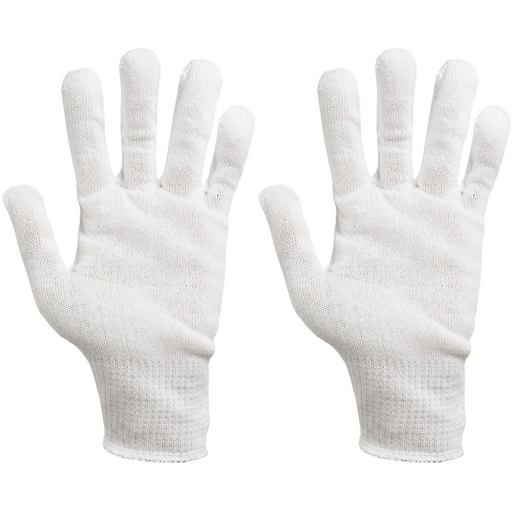 Zwei weiße Baumwollstrickhandschuhe mit kurzer Stulpe. Die Handschuhe sind aus Strickstoff gefertigt und haben eine offene Handfläche.