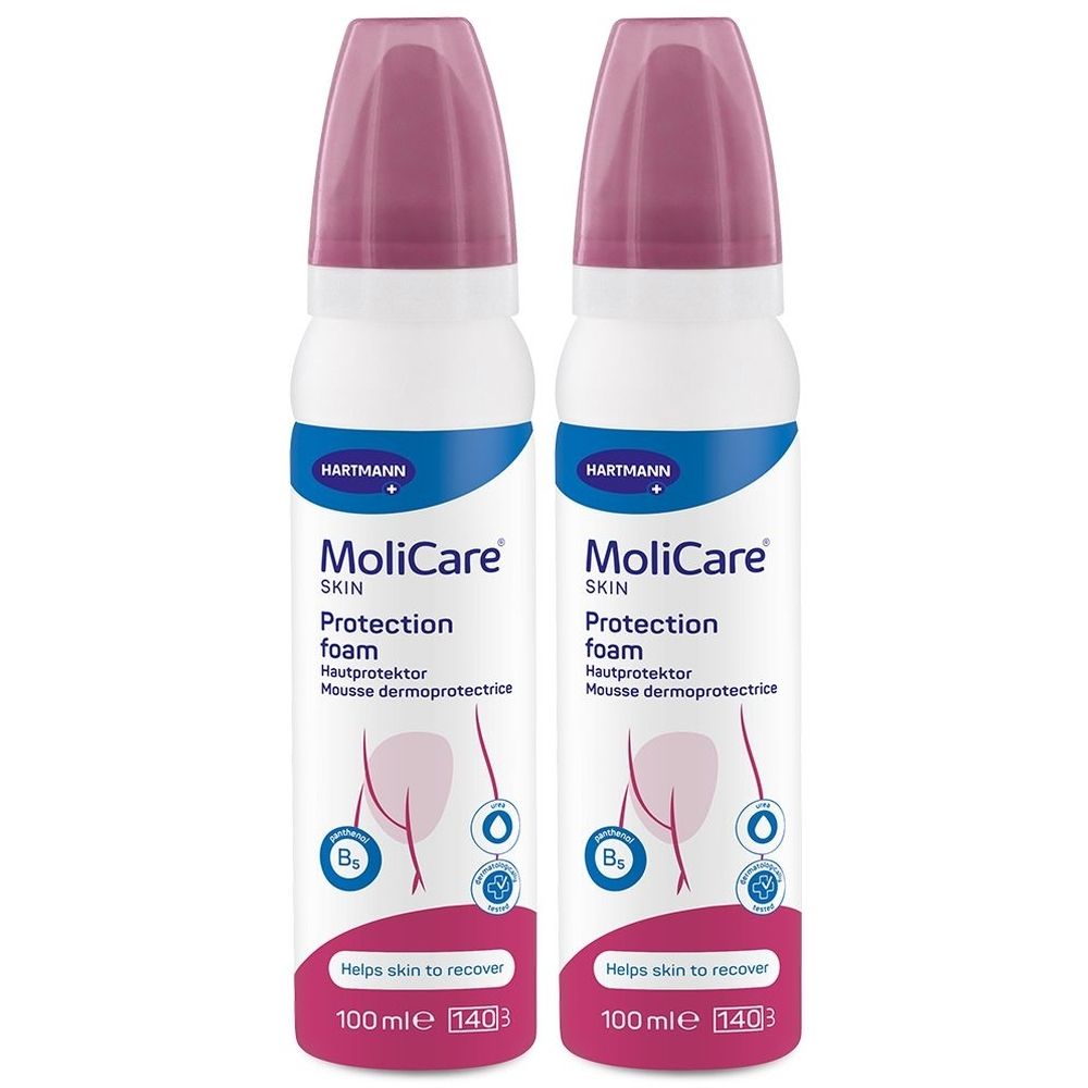 Zwei weiße Sprühflaschen mit rosafarbenen Deckeln. Aufschrift: MoliCare Skin Protection foam. Marke Hartmann.