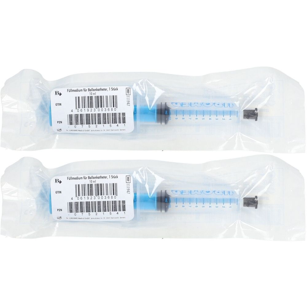 Zwei Spritzen in Folienverpackung. Blaue Kolben, transparente Zylinder mit Skala. Aufkleber mit Text und Barcode.