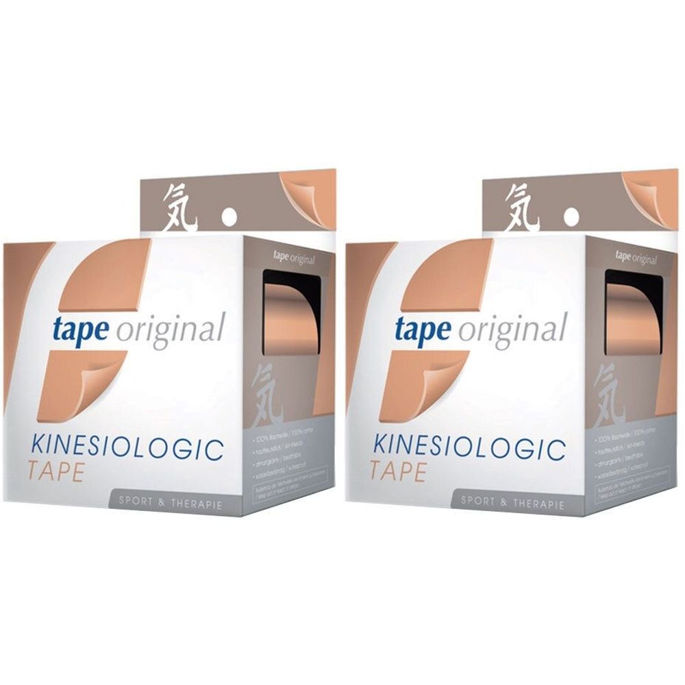 Zwei Packungen Kinesiologie-Tape. Beige Tape in quadratischen Kartons mit Aufdruck. Schriftzug: tape original, KINESIOLOGIC TAPE.