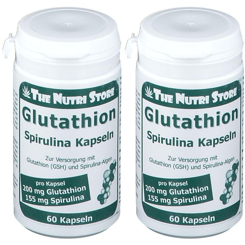 Zwei weiße Flaschen mit grünem Etikett. Aufschrift: Glutathion, Spirulina Kapseln. Enthält 200 mg Glutathion und 155 mg Spirulina.