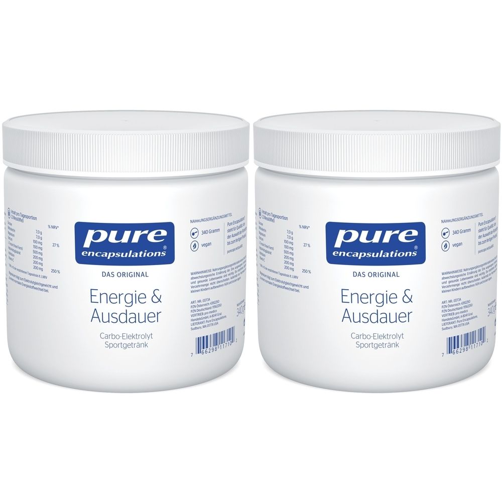 Zwei weiße Behälter von Pure Encapsulations® Energie & Ausdauer. Blaue Etiketten mit Produktnamen und Logo. Aufschrift: Carbo-ElektroM Sportgetränk.