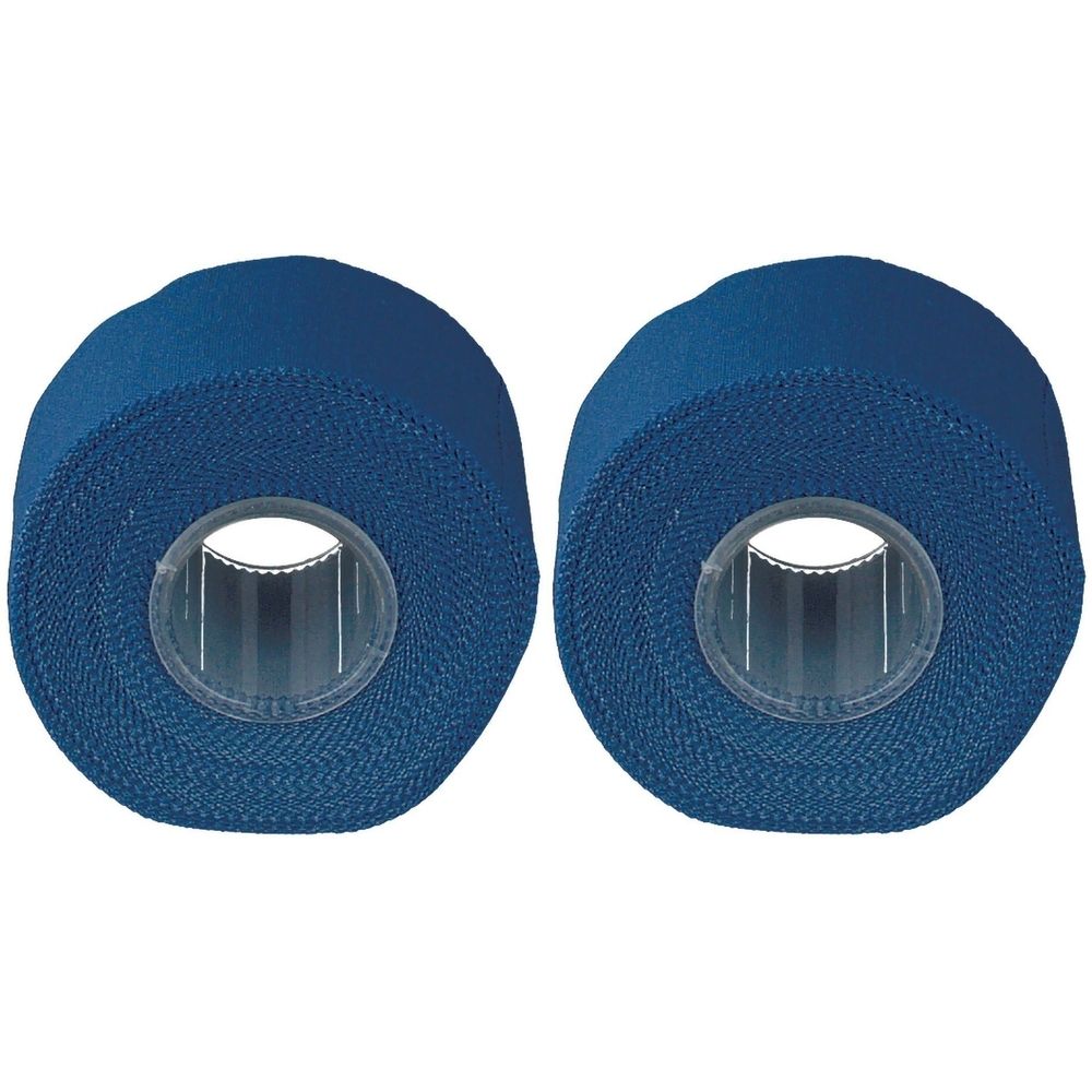 Zwei Rollen blaues Tapeverband. Jede Rolle hat eine zylindrische Form mit einem transparenten Kern.