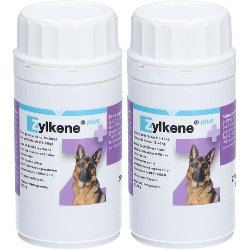 Zwei weiße Flaschen mit Zylkene plus-Etikett. Aufschrift: Für große Hunde (15-60 kg). Abbildung eines Hundes. 30 Kapseln.