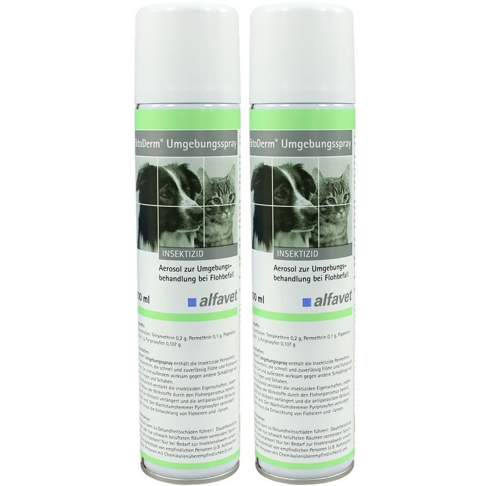Zwei Sprühdosen mit weißem Deckel. Aufschrift: EktoDerm Umgebungsspray, Insektizid. Abbildung von Hund und Katze. Marke: alfavet.