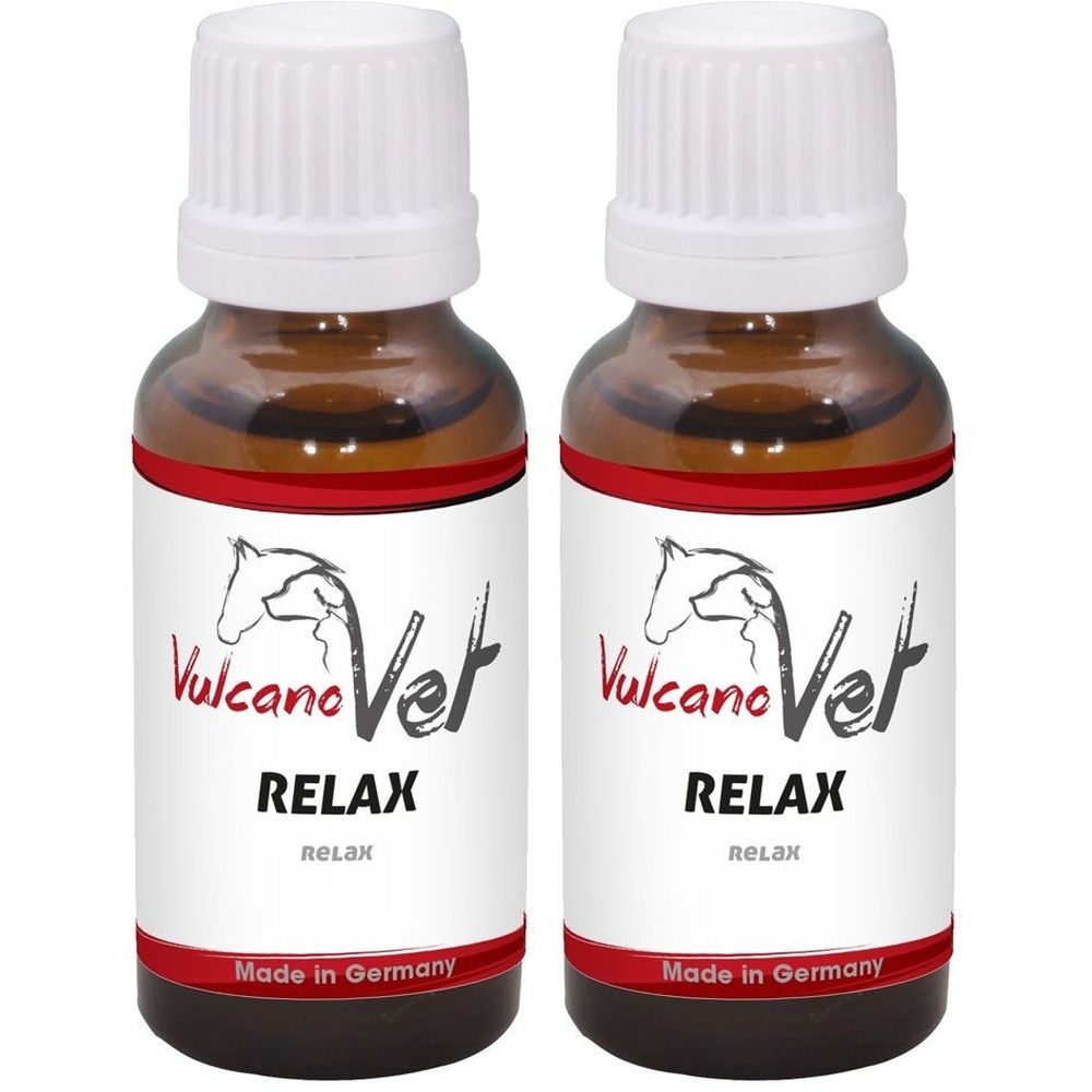 Zwei braune Glasflaschen mit weißen Deckeln. Auf den Etiketten steht "VulcanoVet Relax" und "Made in Germany".