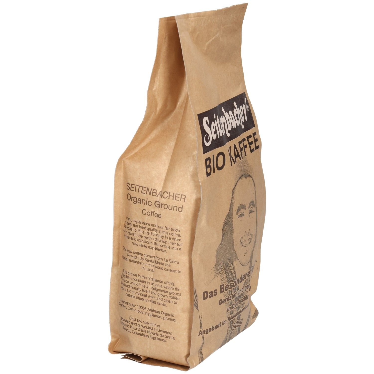 Beige Papierbeutel Seitenbacher Bio Kaffee. Aufdruck: Bio Kaffee, Portrait, Text. Rückseite mit Text.