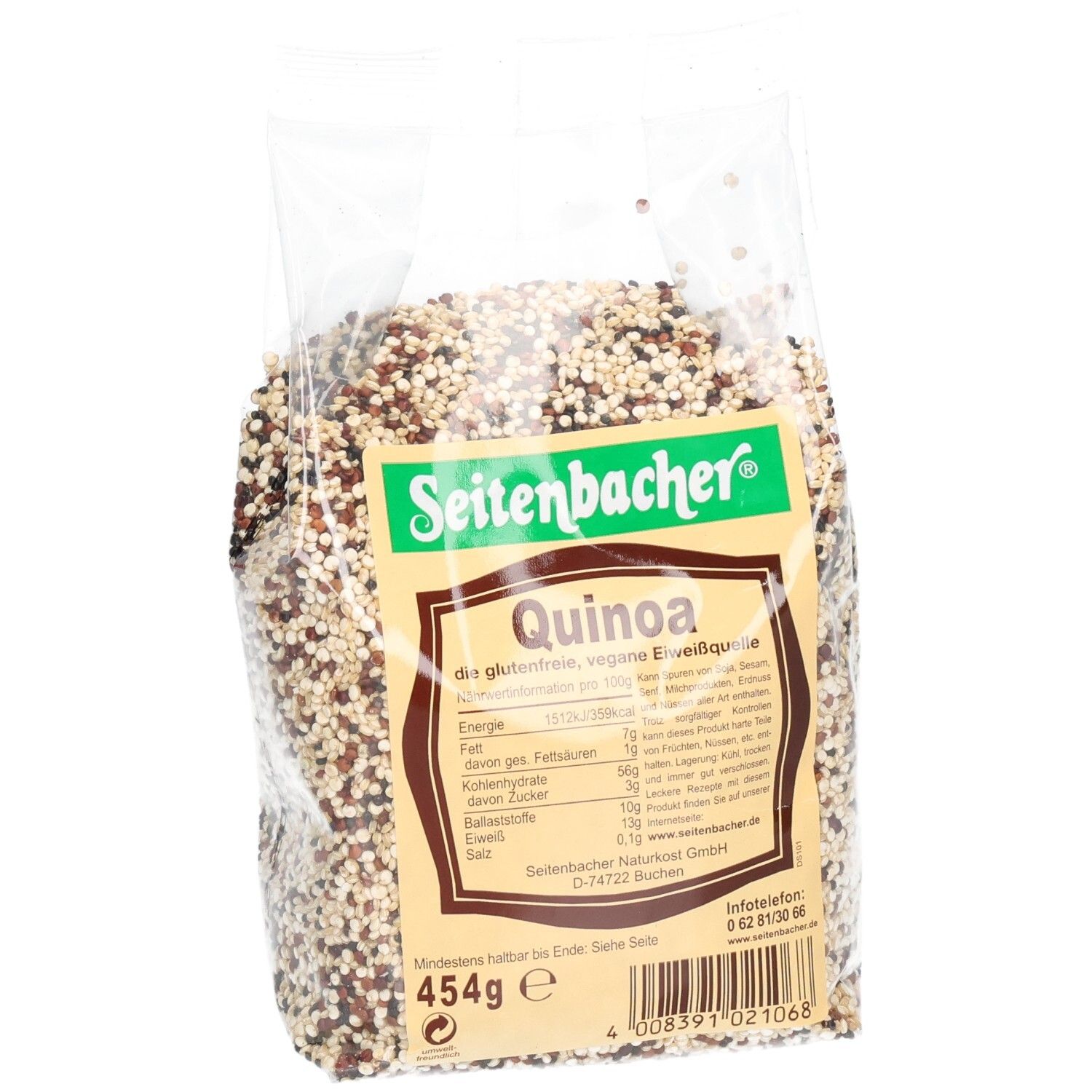 Plastiktüte mit Quinoa, schräg. Aufdruck: Seitenbacher, Quinoa, Nährwertangaben, 454g. Mehrfarbige Körner.