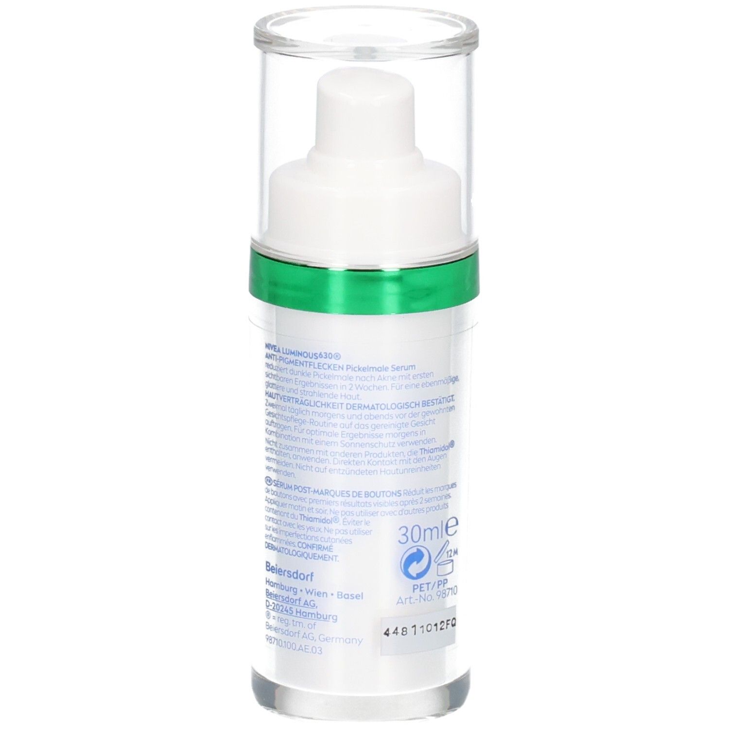 Rückseite des weißen Serumfläschchens. Text mit Produktinformationen und 30 ml Angabe.