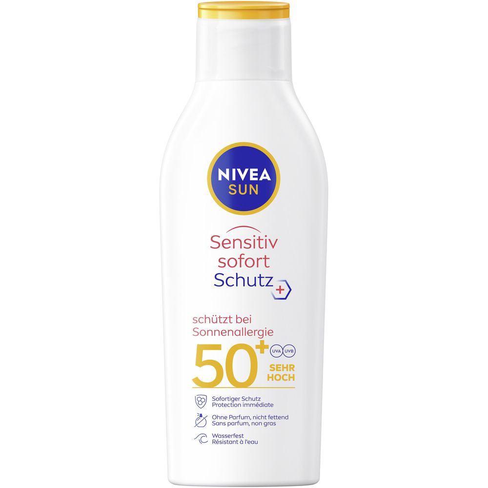 Weiße Flasche NIVEA SUN Sensitiv Sofort Schutz LSF 50 mit gelbem Verschluss. Schutz vor Sonnenallergie.