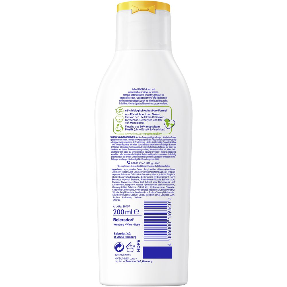 Rückseite einer weißen NIVEA SUN Flasche mit Produktinformationen und Barcode. 200 ml.