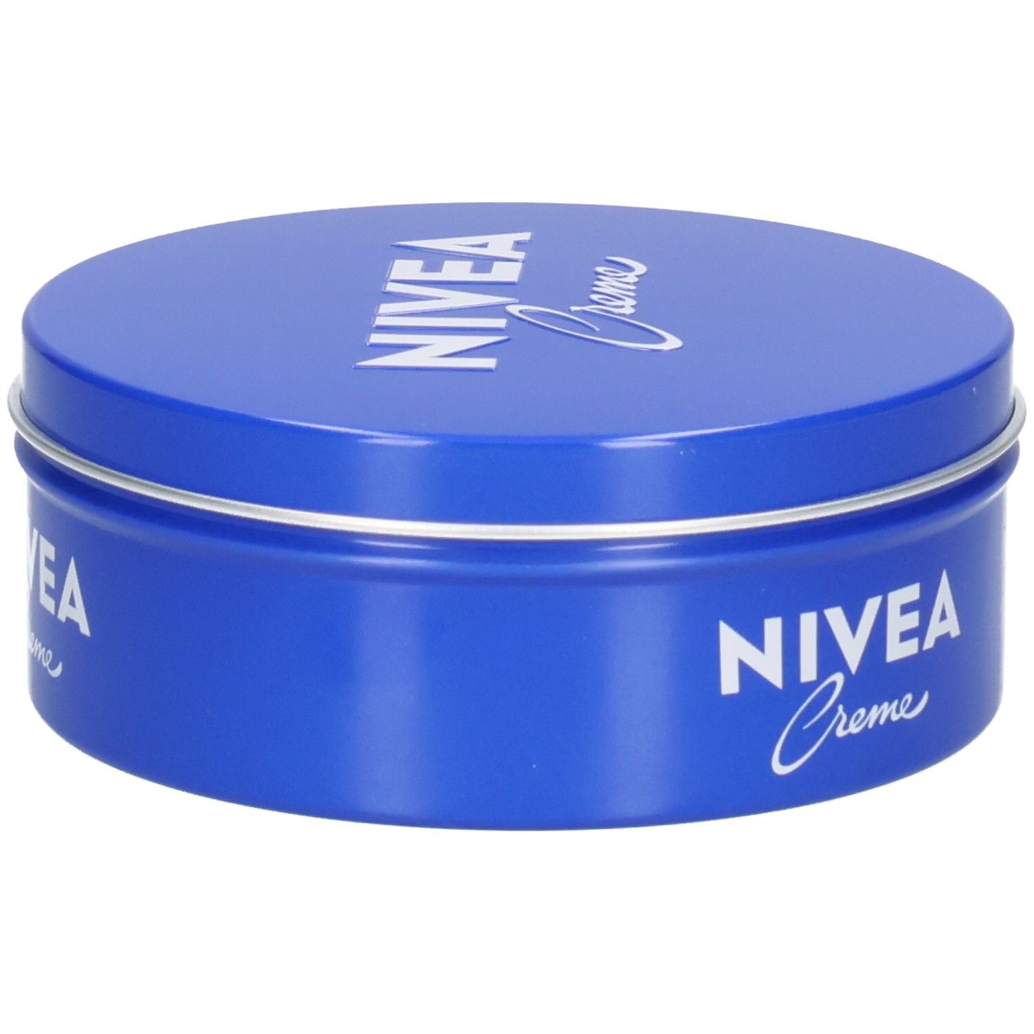 Blaue Dose mit silbernem Rand. Auf dem Deckel und der Seite steht in weißer Schrift "NIVEA Creme".