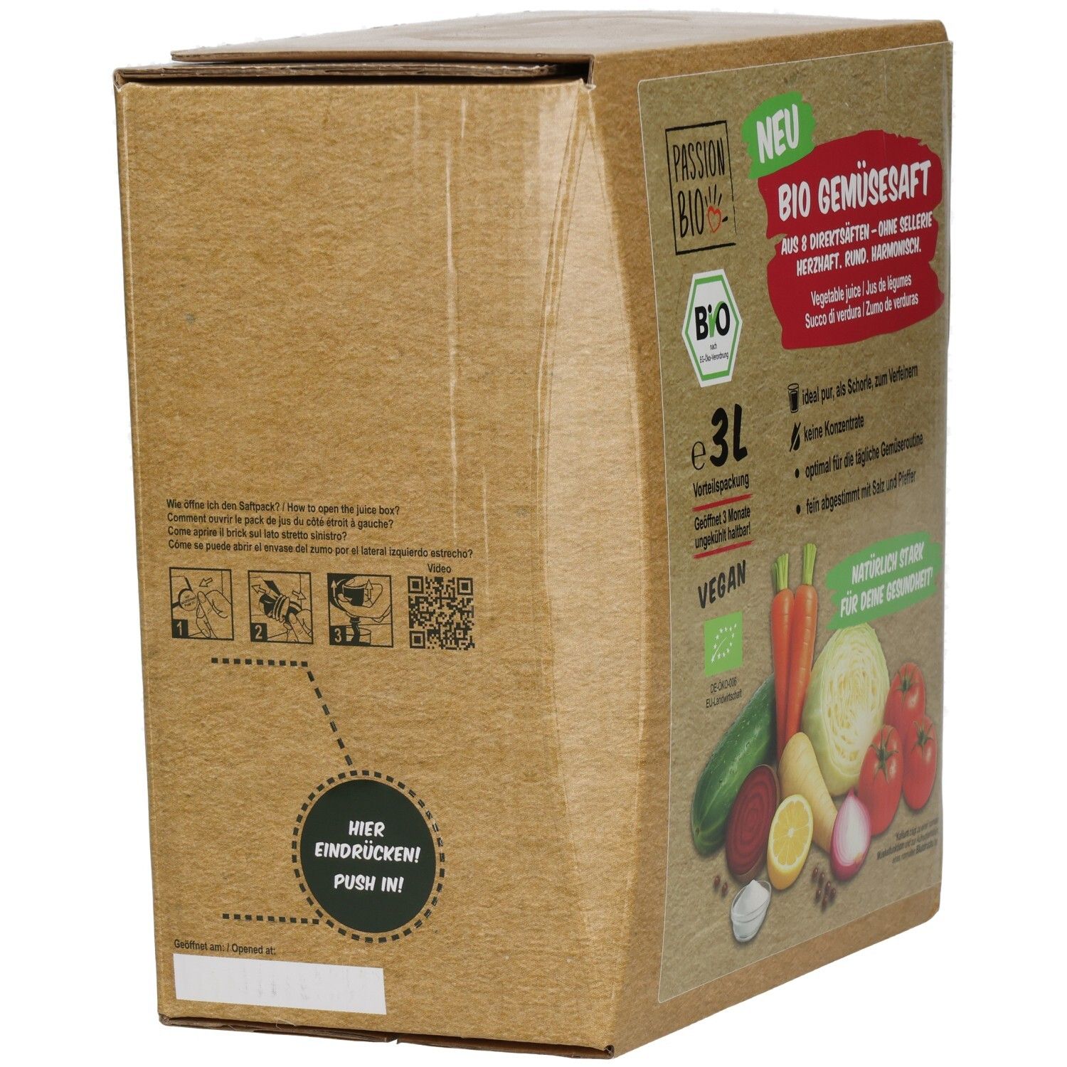Rückseite einer 3L Packung Passion Bio Gemüsesaft mit Öffnungshinweisen und QR-Code.