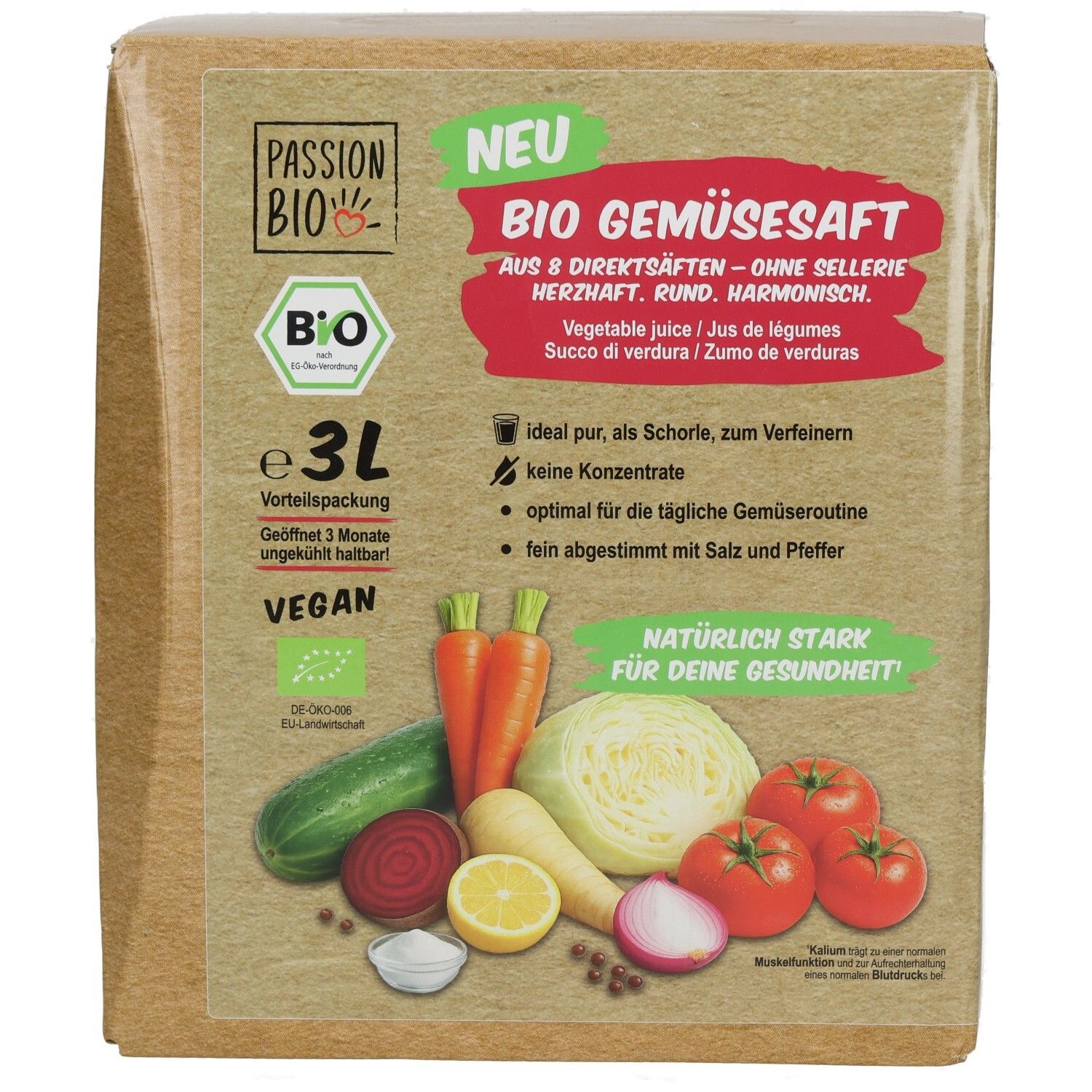 Vorderseite einer 3L Packung Passion Bio Gemüsesaft mit Siegeln und Gemüseabbildungen.