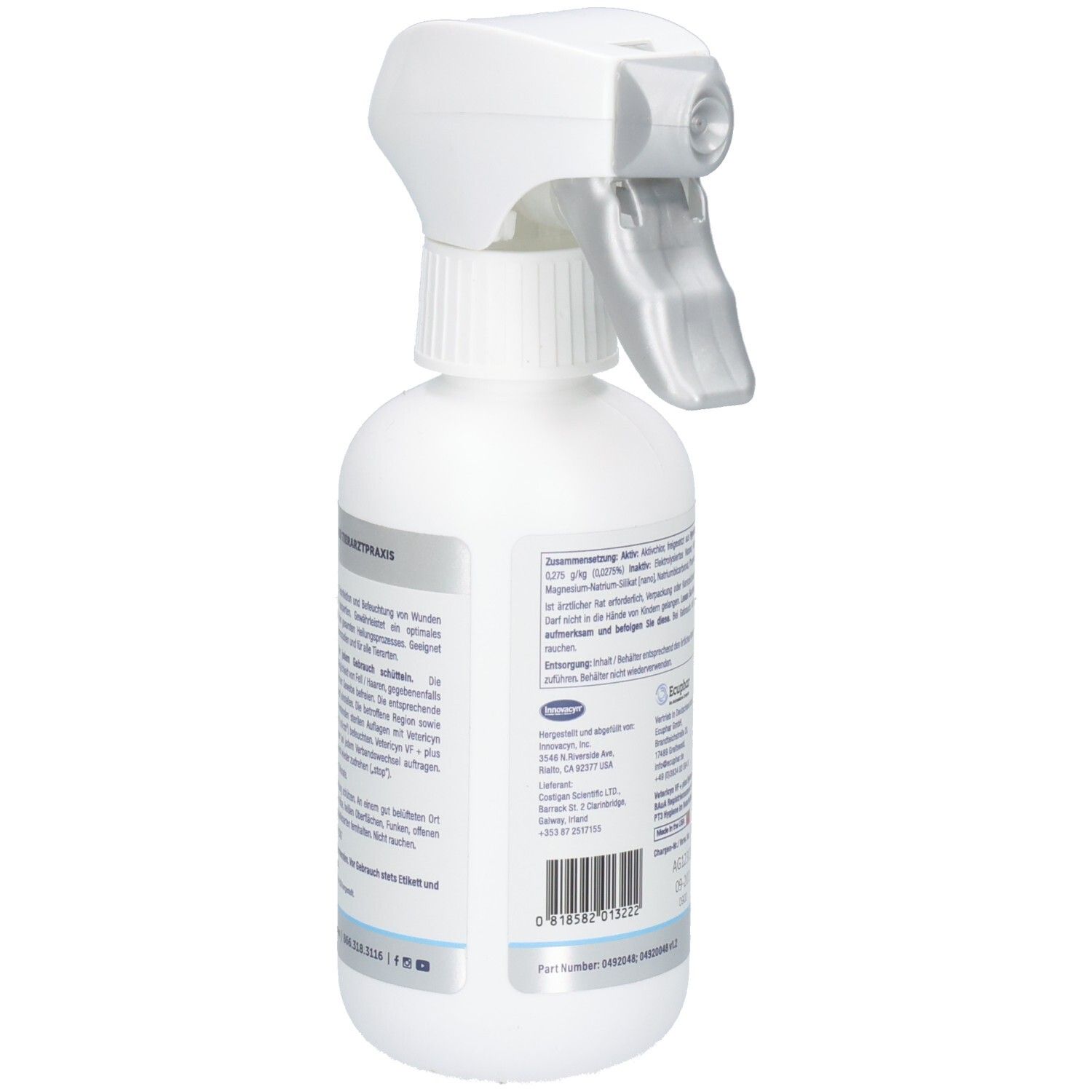 Weiße Sprühflasche, Rückansicht. Aufschrift: Vetericyn VF plus Hydrogel. Etikett mit Text und Barcode. Graue und blaue Elemente.