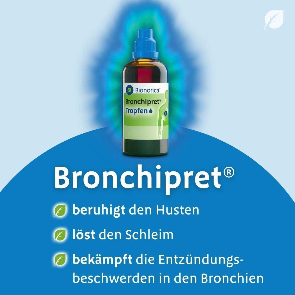 Flasche Bronchipret® Tropfen. Produktname und Logo. Text: beruhigt Husten, löst Schleim, bekämpft Entzündungen in den Bronchien.