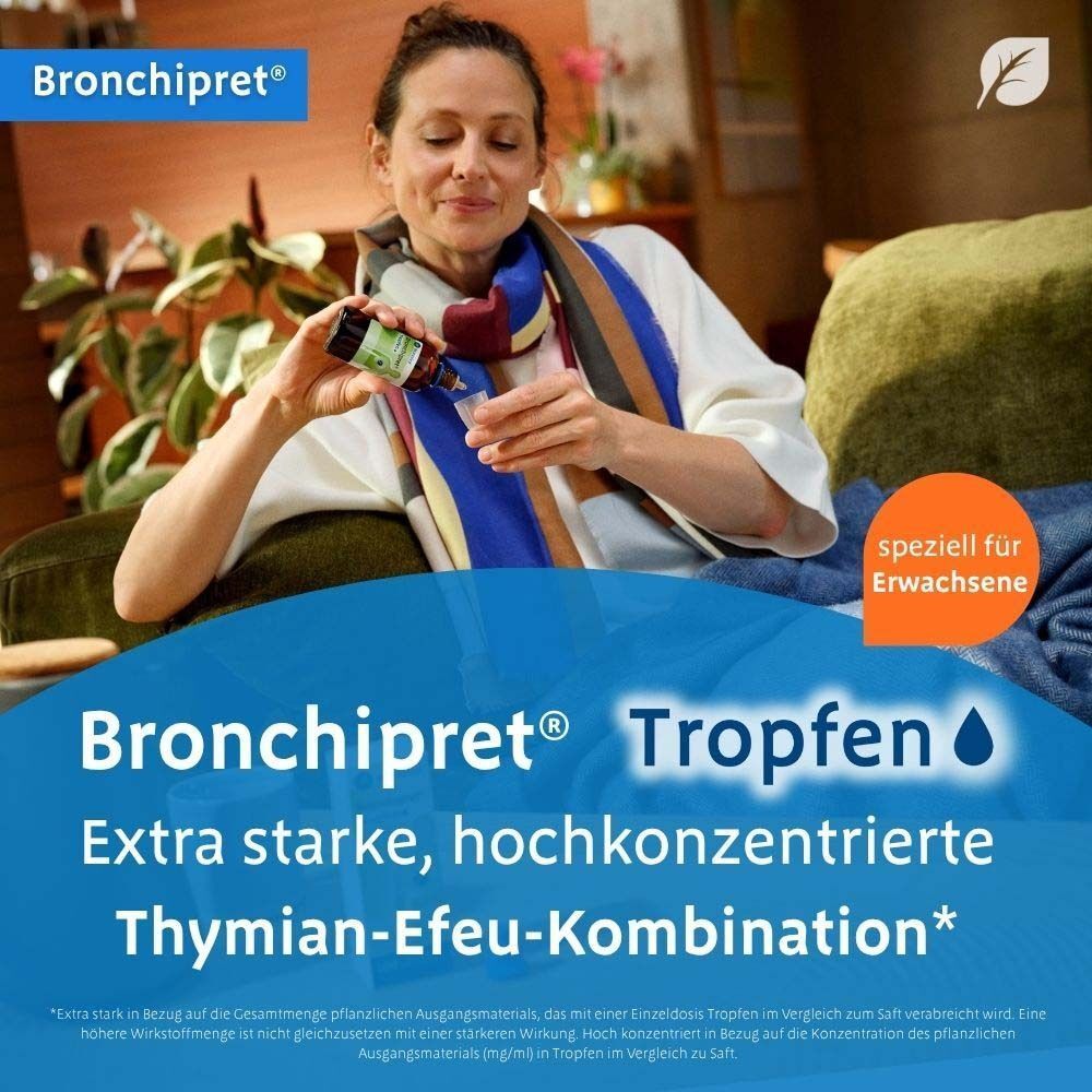 Frau mit Bronchipret® Tropfen Flasche und Messbecher. Text: Extra starke, hochkonzentrierte Thymian-Efeu-Kombination. Speziell für Erwachsene.