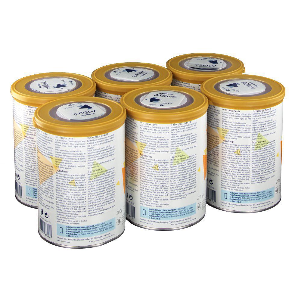 Sechs Dosen Nestlé Alfaré®. Goldfarbener Deckel, gelb-oranges Dreieck. Aufschrift Alfaré®. Dose mit Produktinformationen.