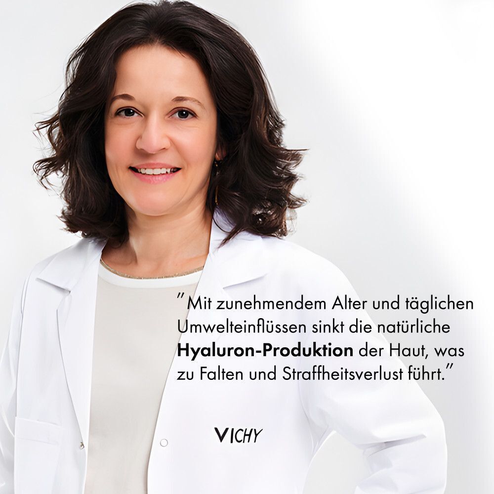 Frau im weißen Kittel. Text: Mit zunehmendem Alter sinkt die Hyaluron-Produktion. VICHY Logo.