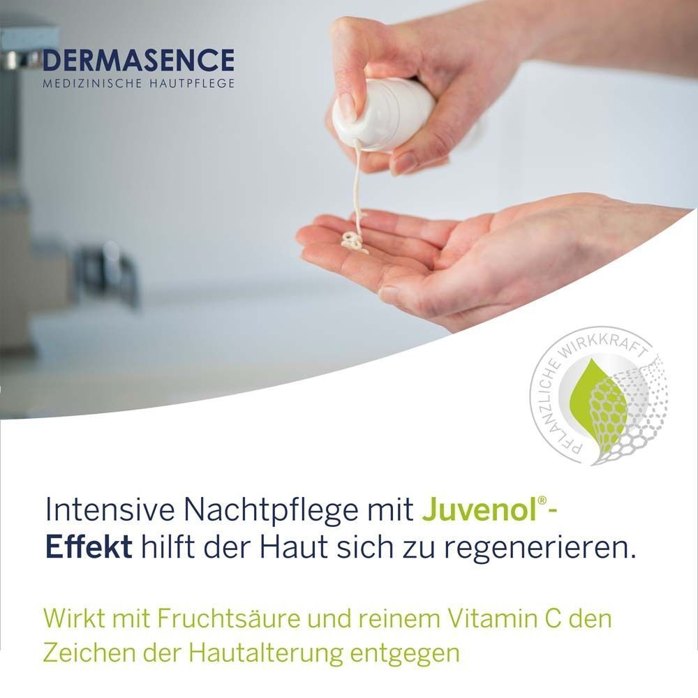 Hand hält Spender mit cremiger Nachtpflege. Logo: DERMASENCE. Text: Intensive Nachtpflege mit Juvenol-Effekt hilft der Haut sich zu regenerieren.