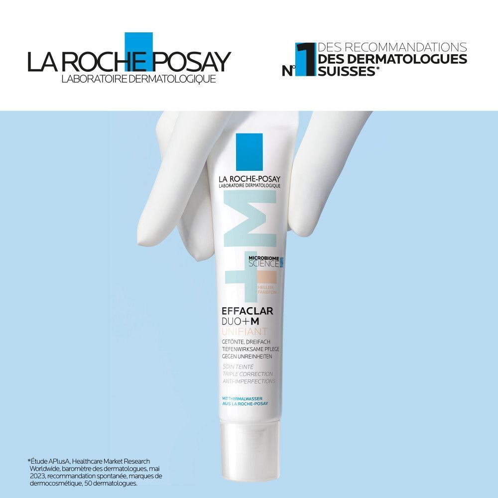 La Roche-Posay Effaclar Duo+M Unifiant Creme hell Tube, gehalten von einer Hand. Logo und Text: Des recommandations des dermatologues suisses.