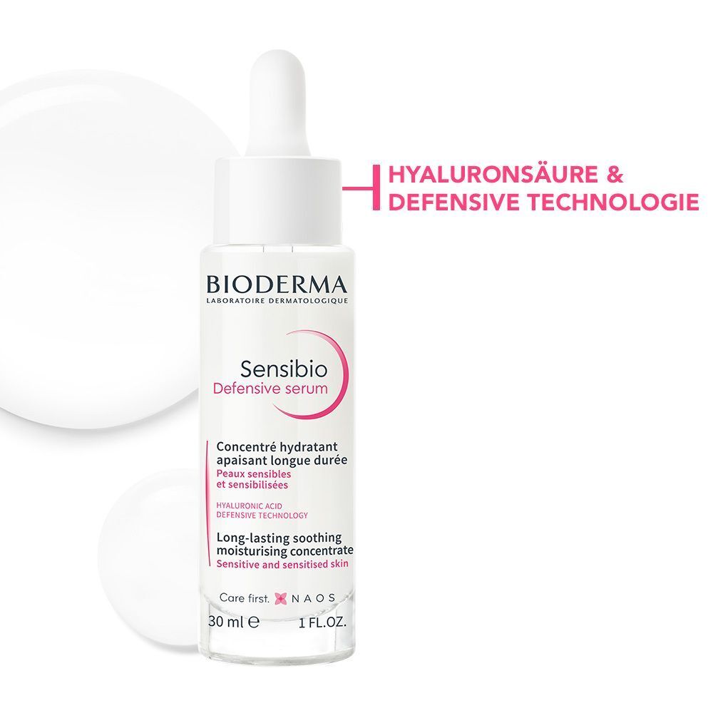 BIODERMA Sensibio Defensive Serum Flasche mit Pipette. Text: Hyaluronsäure & Defensive Technologie. Weiße Flüssigkeit im Hintergrund.