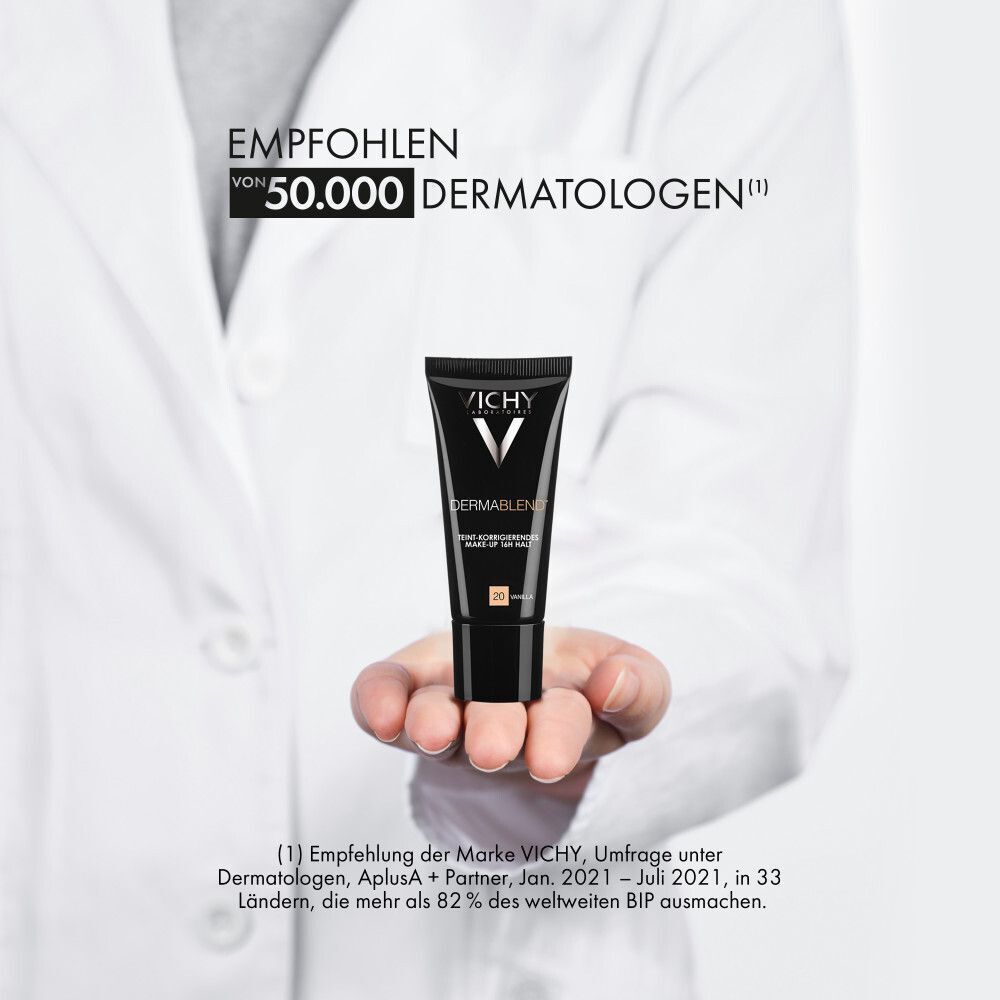 Person hält eine Tube Vichy Dermablend. Text: Empfohlen von 50.000 Dermatologen.