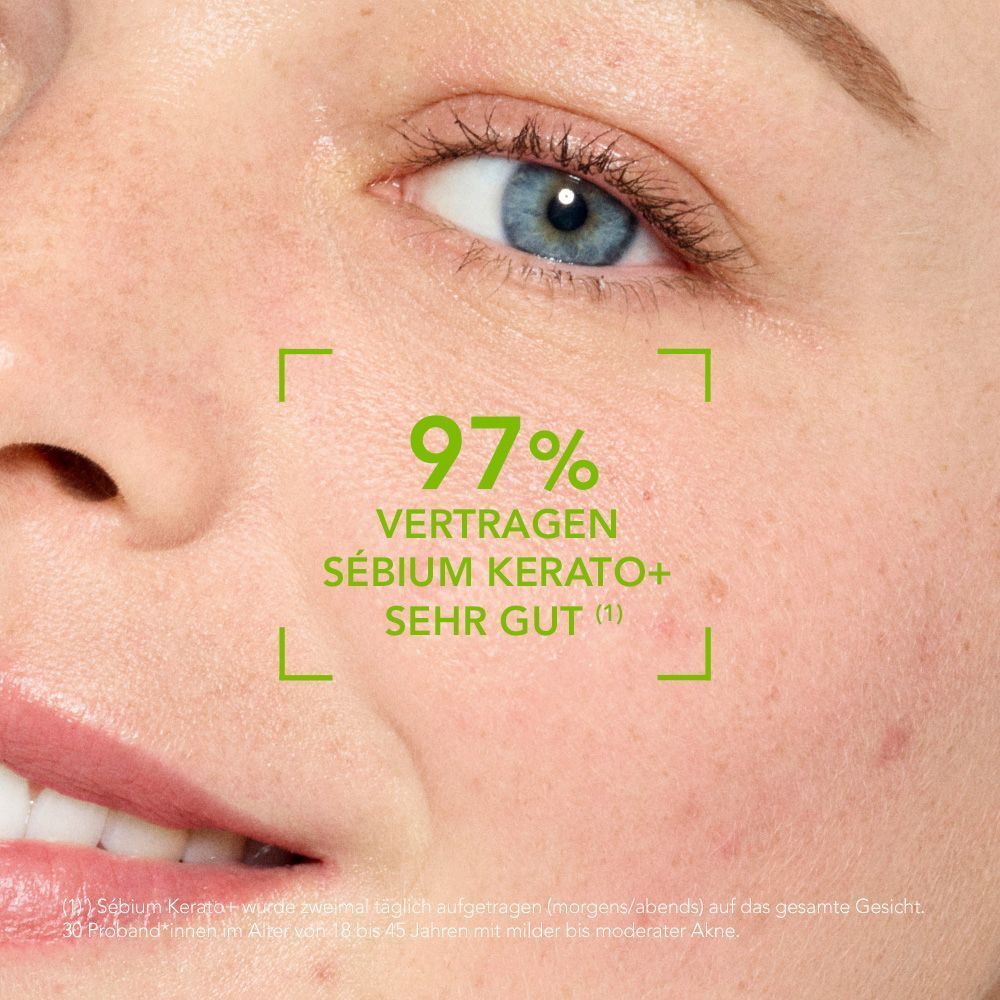 Gesicht mit Text: 97% Vertragen Sebium Kerato+ sehr gut.