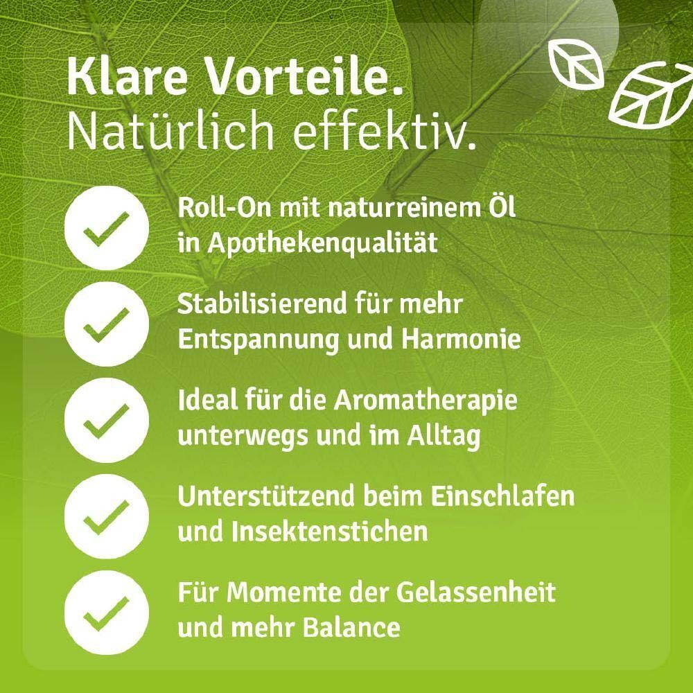 Grüner Hintergrund mit Text: Klare Vorteile. Roll-On mit naturreinem Öl. Unterstützend beim Einschlafen und Insektenstichen.