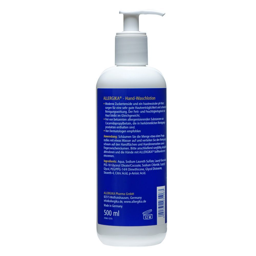 Weiße Flasche mit blauem Etikett. Aufschrift: ALLERGIKA Hand-Waschlotion. Rückseite mit Inhaltsstoffen und Herstellerangaben.
