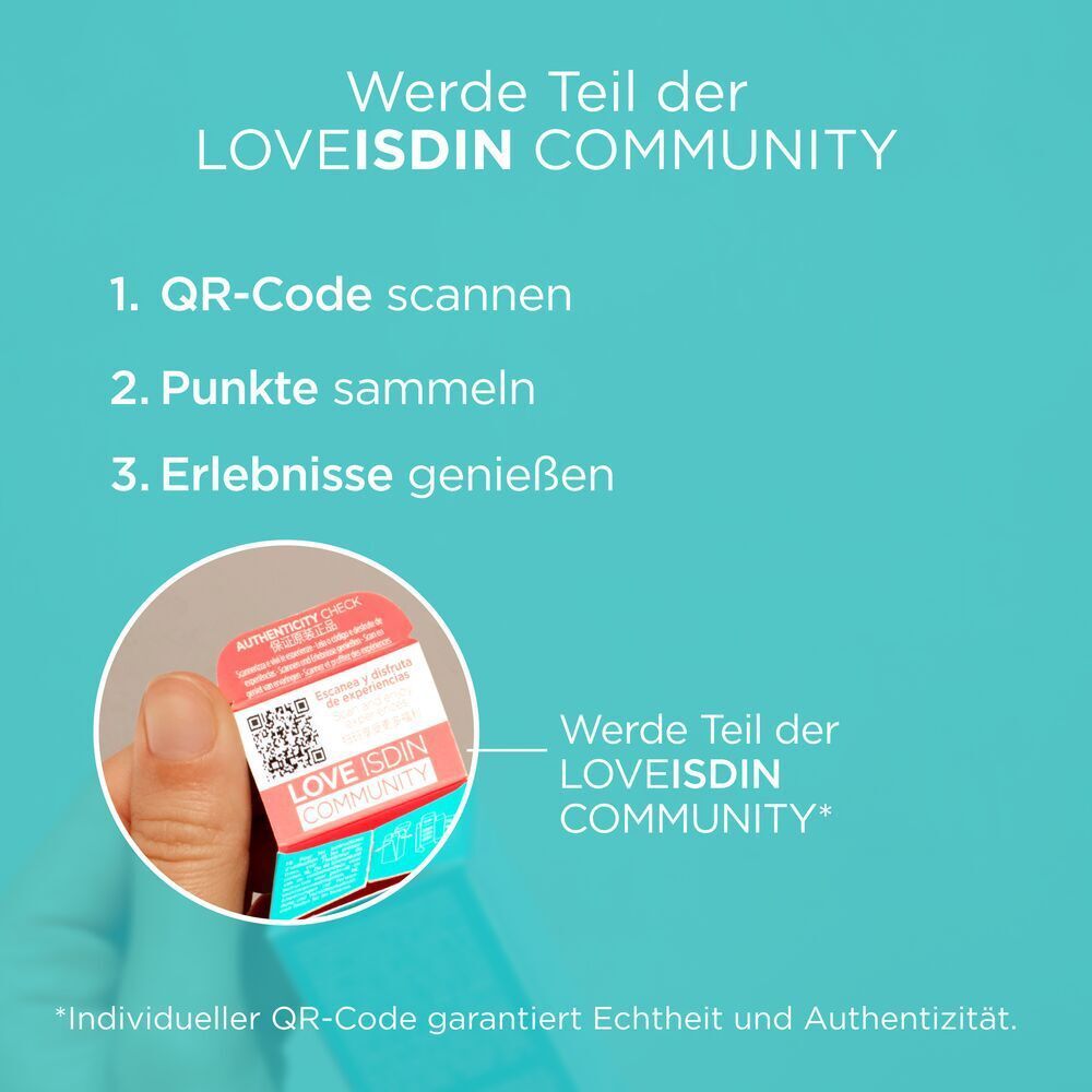 Hand hält ein Produkt mit QR-Code. Text: Werde Teil der LOVEISDIN COMMUNITY.