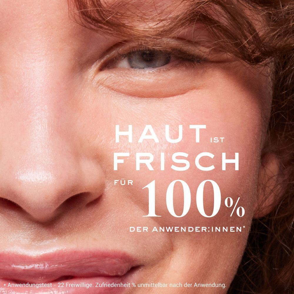 Nahaufnahme eines Gesichts. Text: Haut ist frisch für 100% der Anwender:innen.