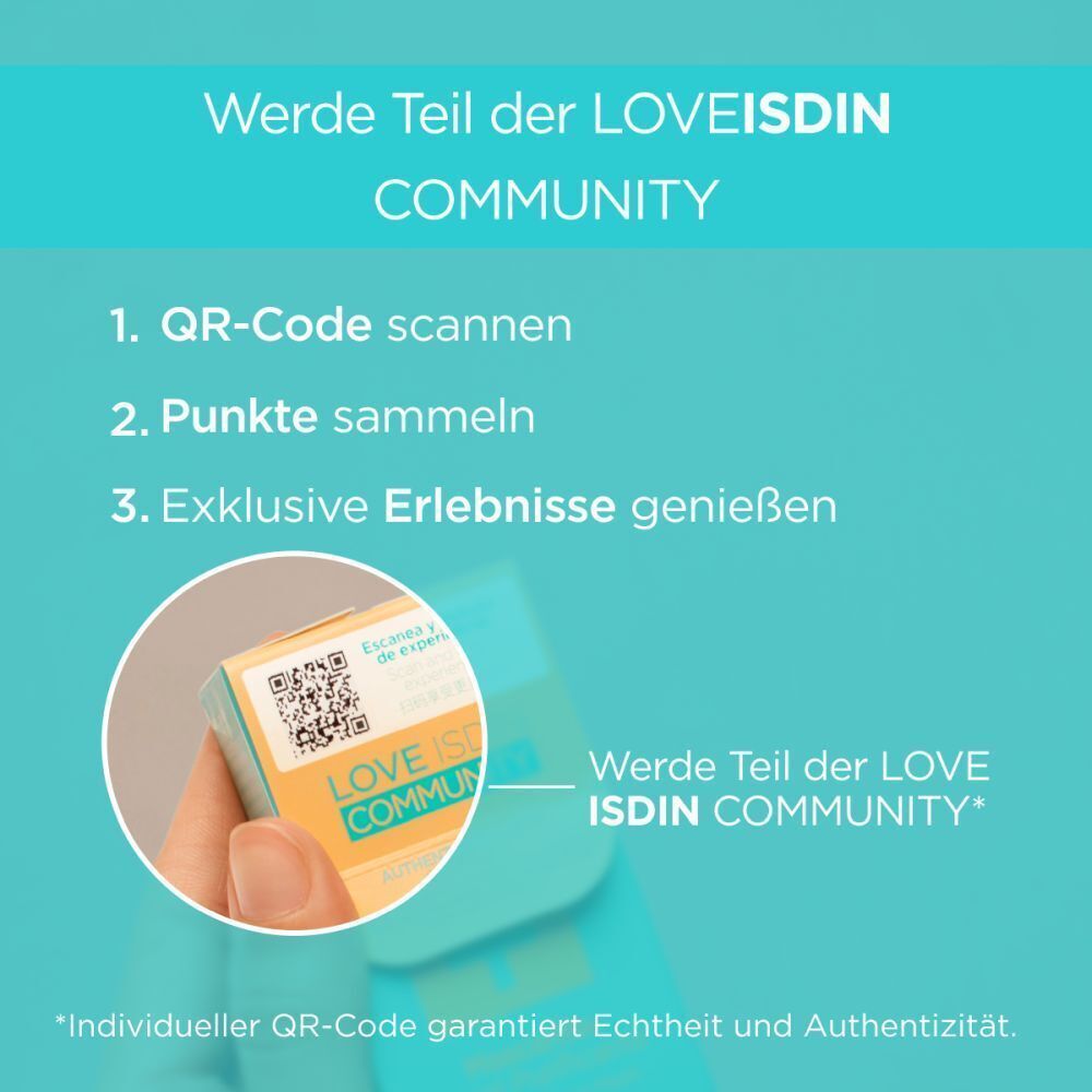 Hand hält eine Schachtel. Text: Werde Teil der LOVEISDIN COMMUNITY. QR-Code scannen. Punkte sammeln. Exklusive Erlebnisse genießen.