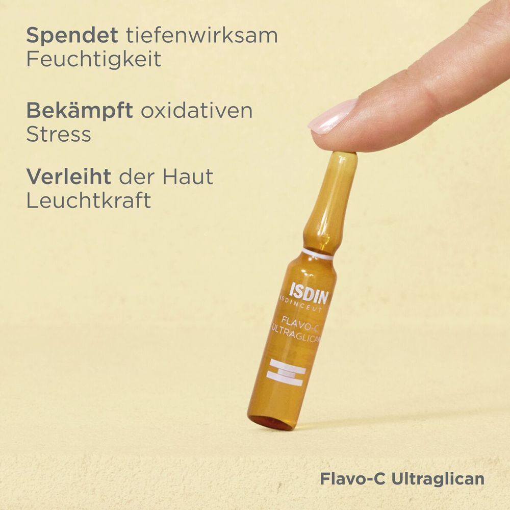 Ampulle mit gelber Flüssigkeit. Text: Spendet Feuchtigkeit, bekämpft oxidativen Stress, verleiht Leuchtkraft. Flavo-C Ultraglican.